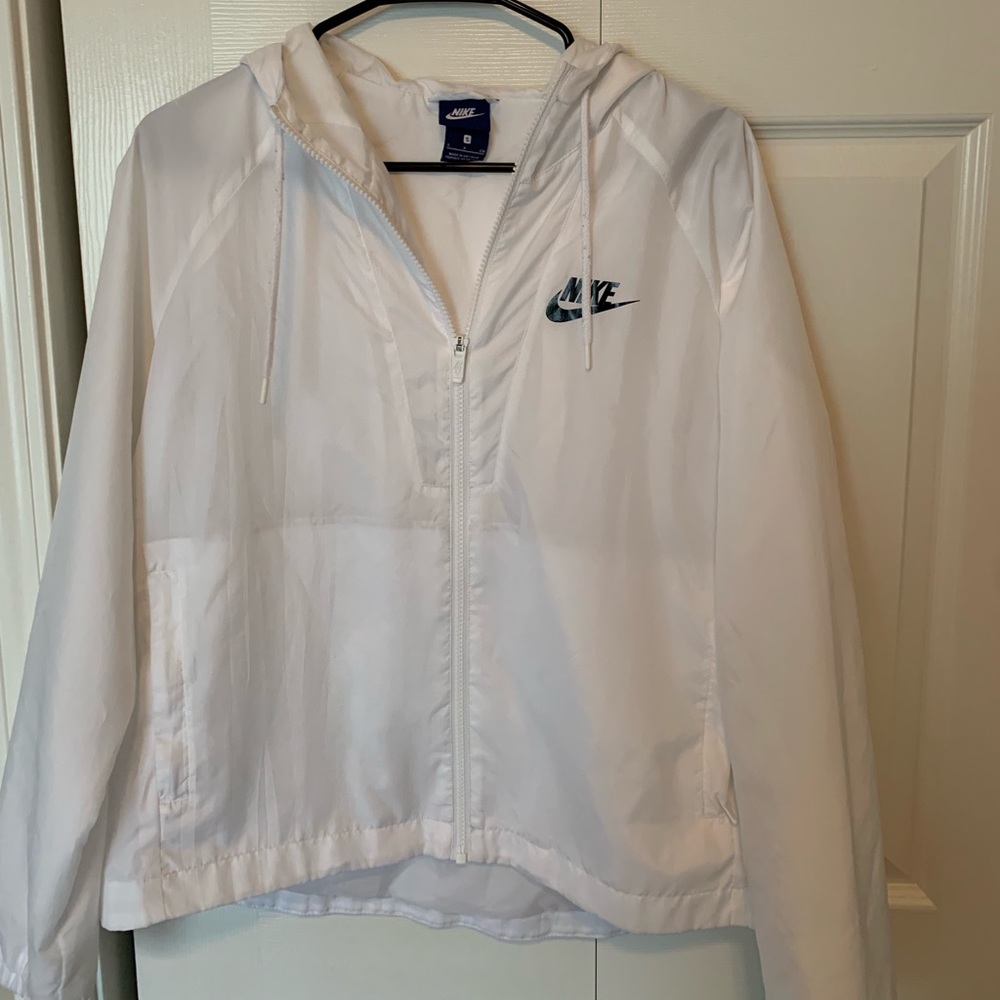 White Nike Windbreaker